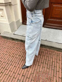POCKET BARREL JEANS LIGHT BLUE