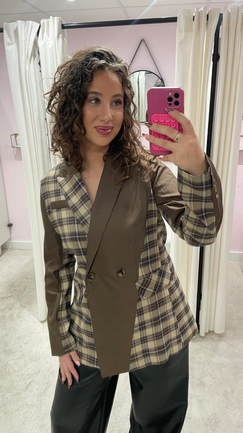 BROWN CHECKERED BLAZER