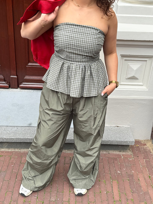 PARACHUTE PANT GREEN