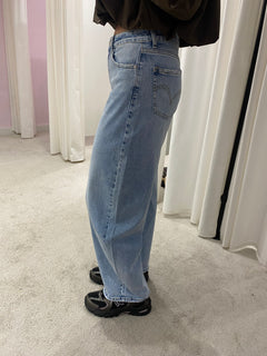 BARREL JEANS LIGHT BLUE