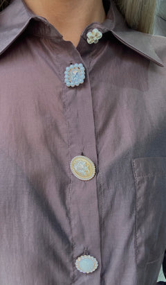 GABBY BLOUSE BUTTON BROWN