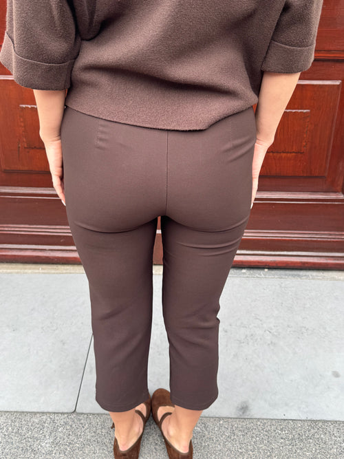 HANNA CAPRI BROWN
