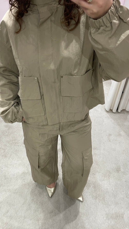 PARRACHUTE JACKET BEIGE