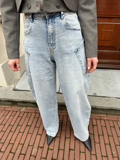 POCKET BARREL JEANS LIGHT BLUE
