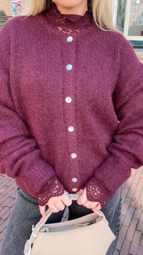 AMOUR LACE TOP BURGUNDY