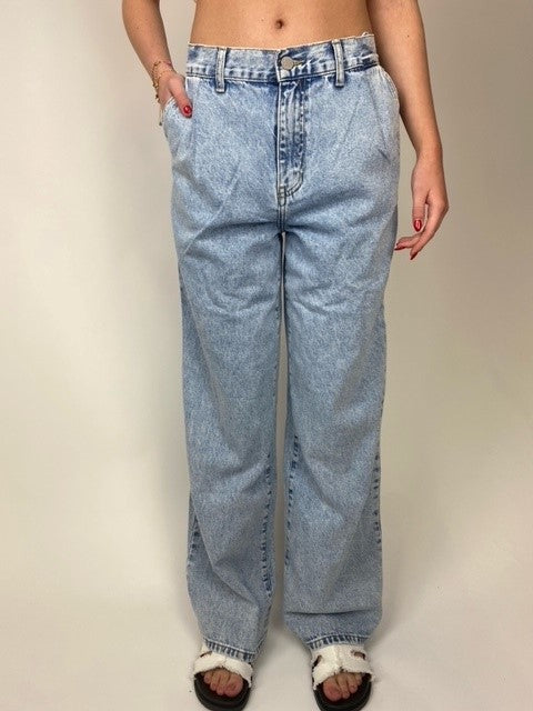 ULTRA WIDE LEG JEANS