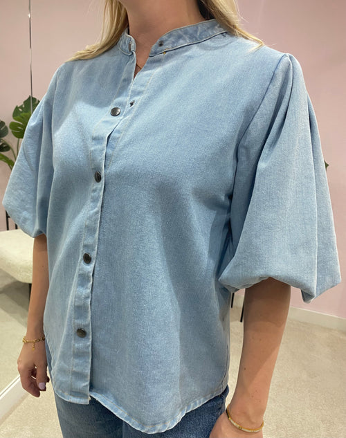 PUFFY SLEEVE DENIM BLOUSE