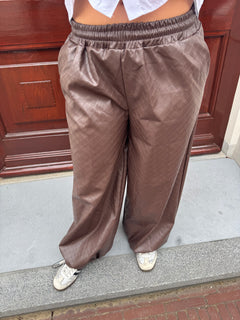 BALLOON PU PANT BROWN