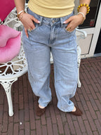 ABBY BARREL JEANS LIGHT BLUE