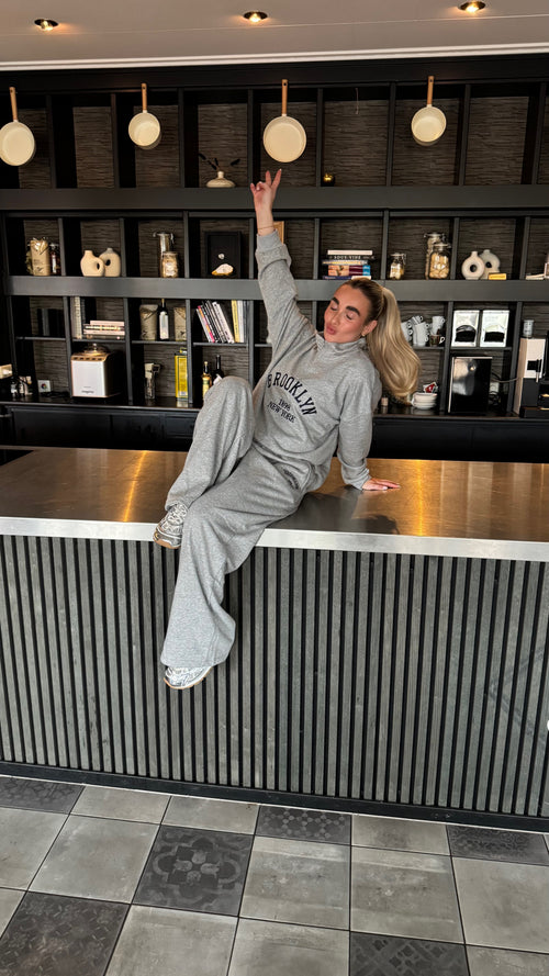 BROOKLYN TWO PIECE GREY