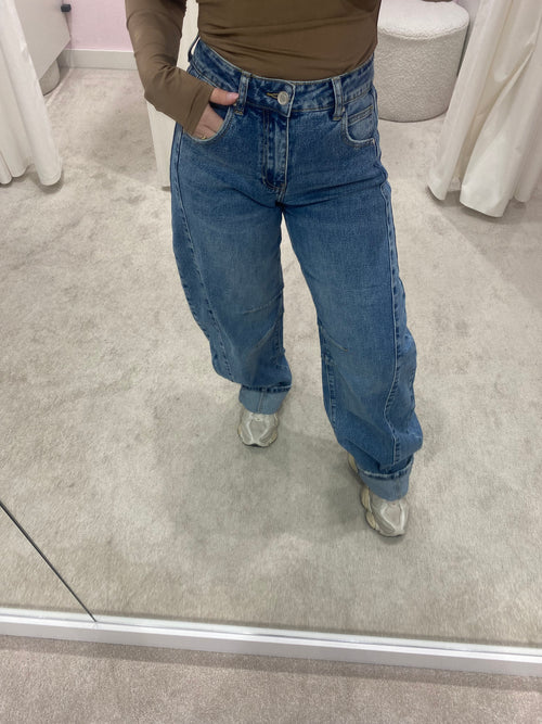 RUBY BARREL JEANS