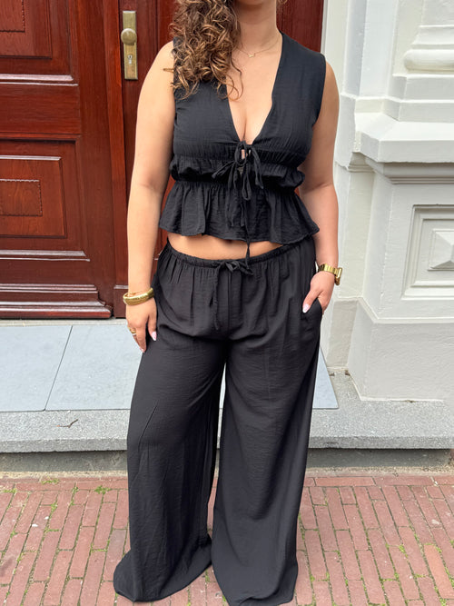 LOELOE SET BLACK