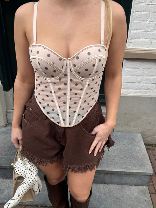 DISTRESSED SHORT BROWN