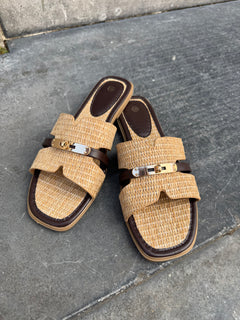 GET INSPIRED SLIDES BROWN