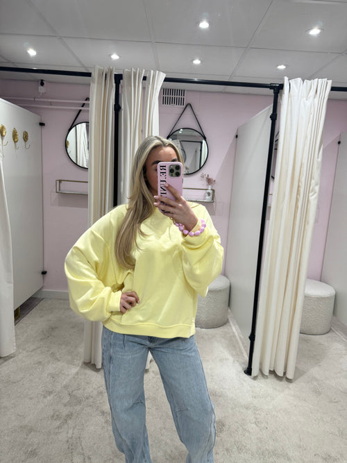 LA VIE EST BELLE SWEATER YELLOW