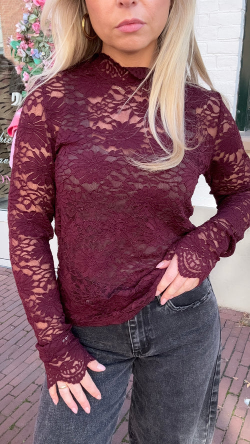 AMOUR LACE TOP BURGUNDY