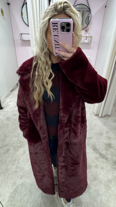 GIGI FAUX FUR MANTEL BORDEAUX